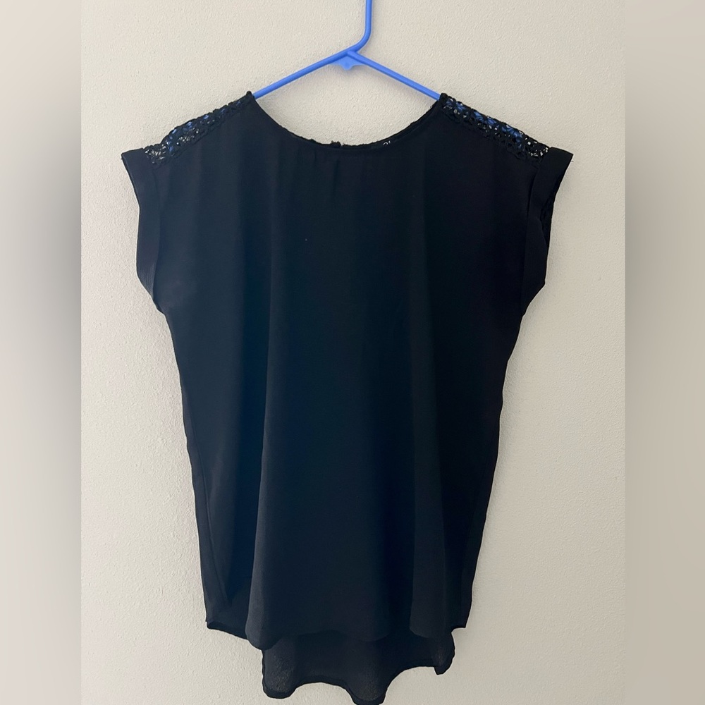 Woman’s medium Rue 21 Black blouse